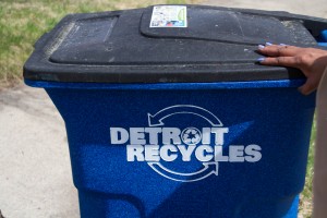 Detroit recycles cart Detroit recycling cart