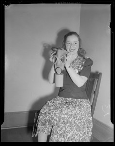 8786799202_03b1fb1760_z Smiling woman with gas mask